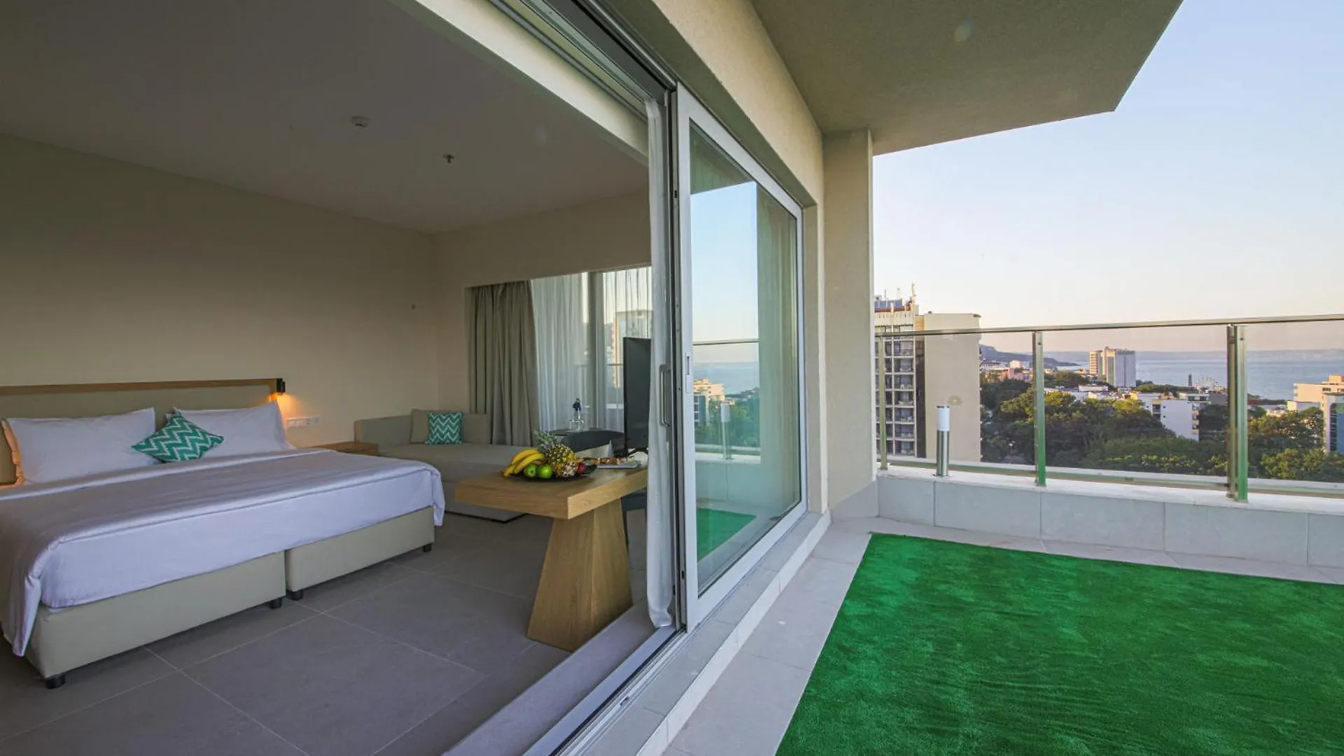 Poseidon Beach Resort - 5-Star Luxury Experience, Premium Full Board Sables d'or Bulgarie