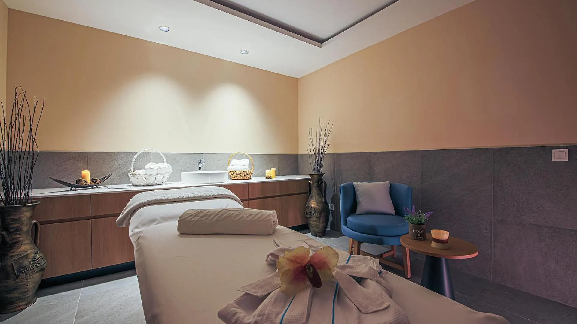 Poseidon Beach Resort - 5-Star Luxury Experience, Premium Full Board Golden Sands